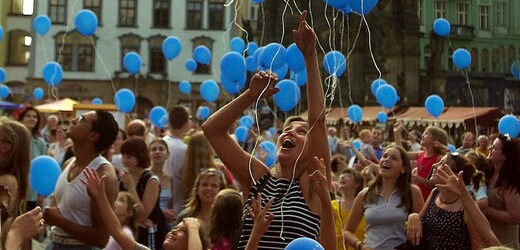 Vstup do Evropské unie schválilo jediné české celostátní referendum
