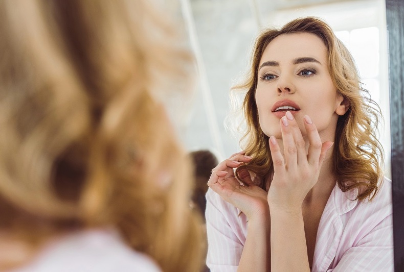 Pokožka na rtech je tenčí a citlivější než pokožka na jiných částech těla.