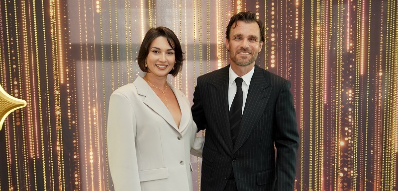 Leoš Mareš vyrazil na turné se Zuzanou Dvořákovou Šťastnou. 