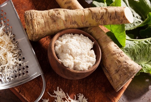 V českých zemích má křen dlouhou tradici, která sahá minimálně do 13. století.