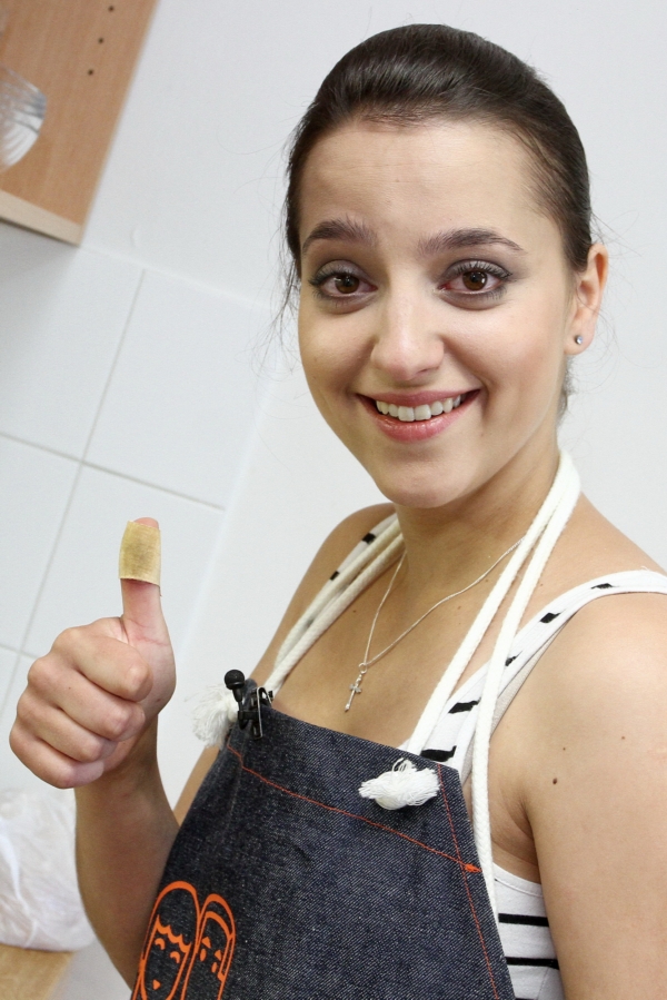 Petra Horvátová si během vaření pořídila malé zranění.