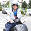 Roman Vojtek na svém skútru.