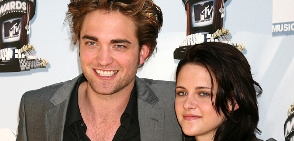 Stewartová tvrdí, že jsou s Pattinsonem v pohodě.