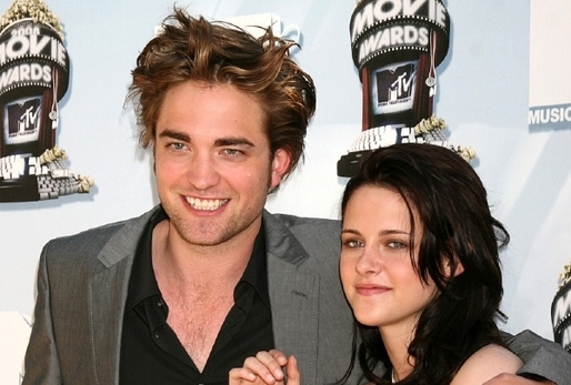 Stewartová tvrdí, že jsou s Pattinsonem v pohodě.