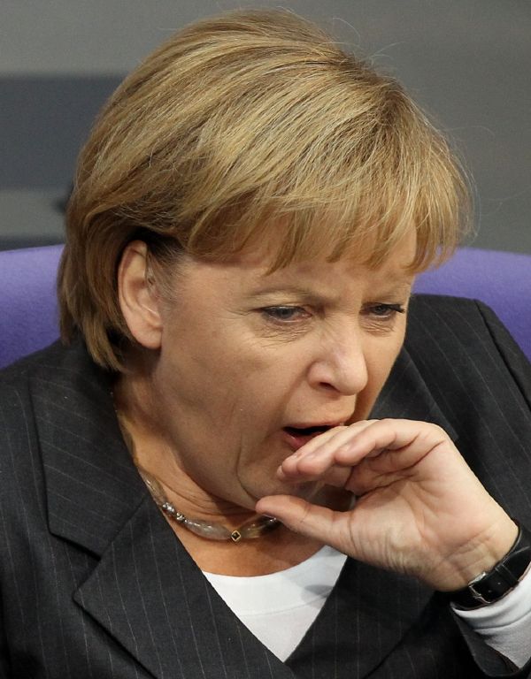 Aní Angela Merkelová není stroj.