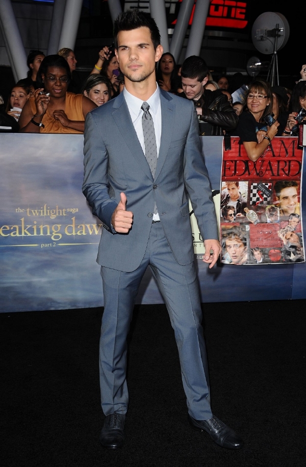 Taylor Lautner musel kvůli roli hodně posilovat.