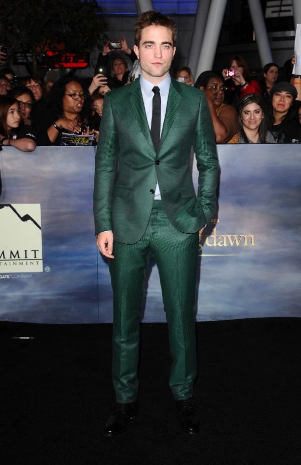 Pattinson zvolil zelený oblek. Co na něj říkáte?