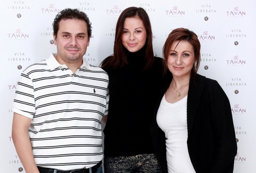 Monika Bagárová s rodiči.