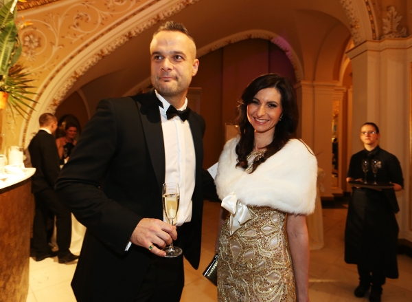 Jaro Slávik na ples dorazil s manželkou.