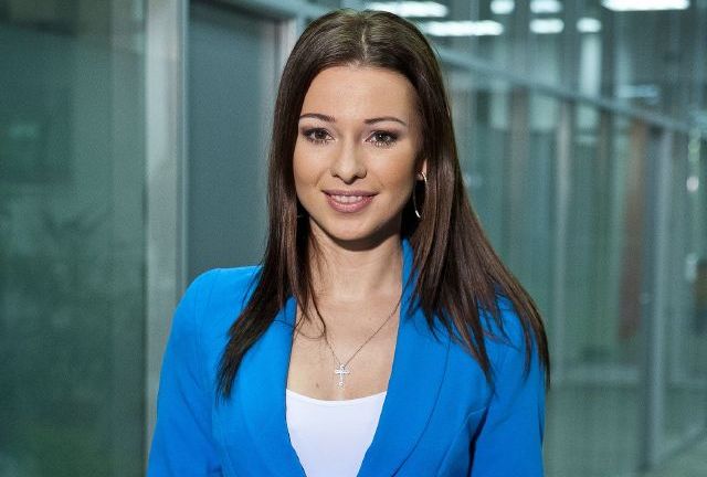 Puhajková se představí v roli moderátorky Sportovních novin.