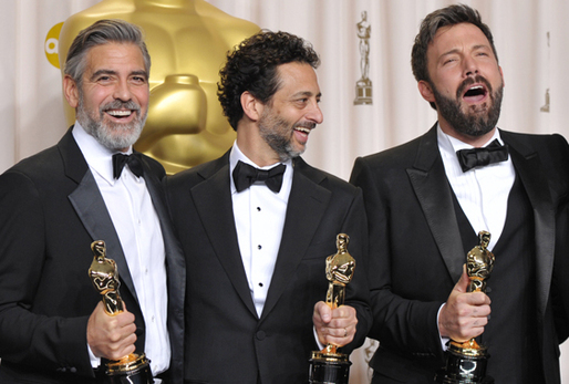 Za snímek Argo byl oceněn George Clooney, Grant Heslov a režisér filmu Ben Affleck.