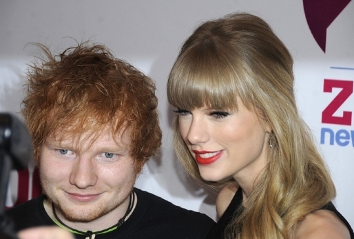 Taylor Swiftová s plachým zrzkem Edem Sheeranem tvoří staronový pár.