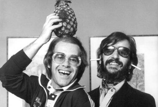 Elton a Ringo Starr v roce 1975.
