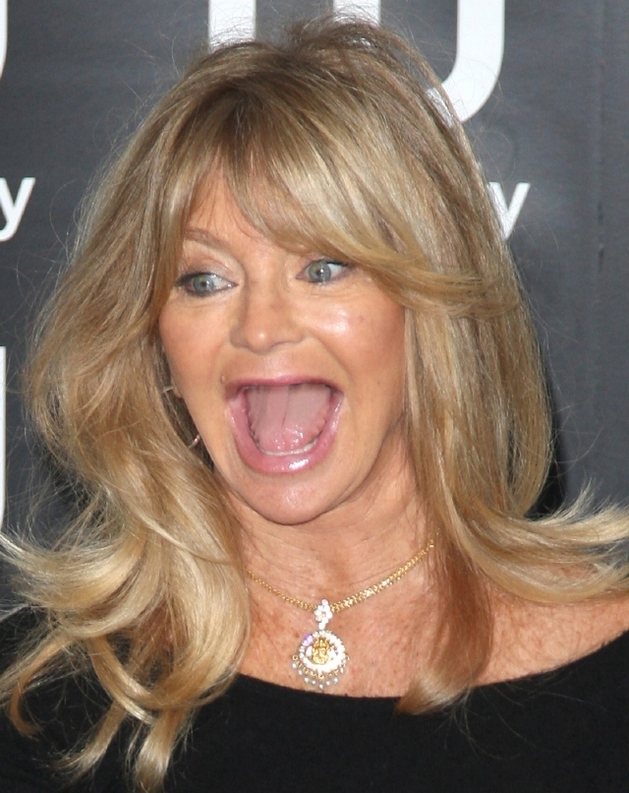 Goldie Hawnová bez chrupu.