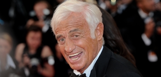 Jean-Paul Belmondo v Cannes v roce 2011, kdy dostal Zlatou palmu za celoživotní dílo. V jeho případě konkrétně za "oslnivý talent a úspěšnou hereckou dráhu". 