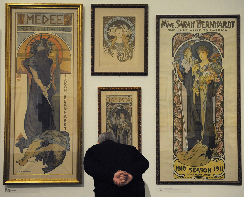 Unikátní kolekci plakátů Alfonse Muchy, jež mu přinesly světovou slávu, uvidí od 10. dubna návštěvníci Obecního domu v Praze.