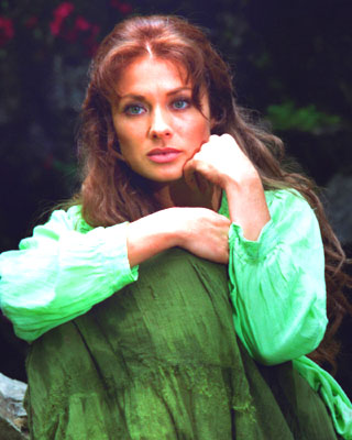 Leticia Calderónová jako Esmeralda.