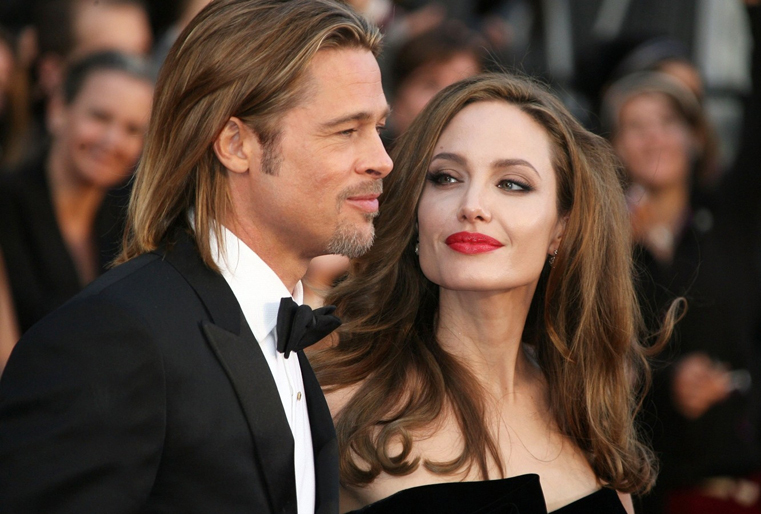 Angelina Jolie a její manžel, herec Brad Pitt.