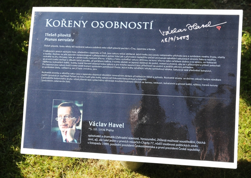 Pamětní deska Václava Havla.