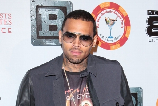 Chris Brown rád provokuje.