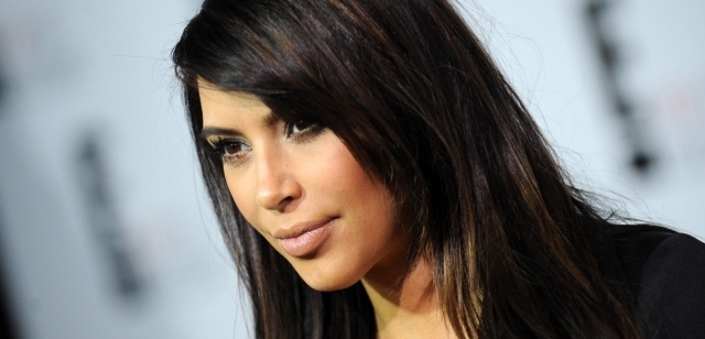 Kim Kardashianová si teď prý užívá čas strávený doma.