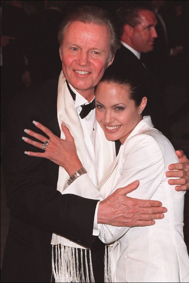 Angelina s otcem na archivním snímku.