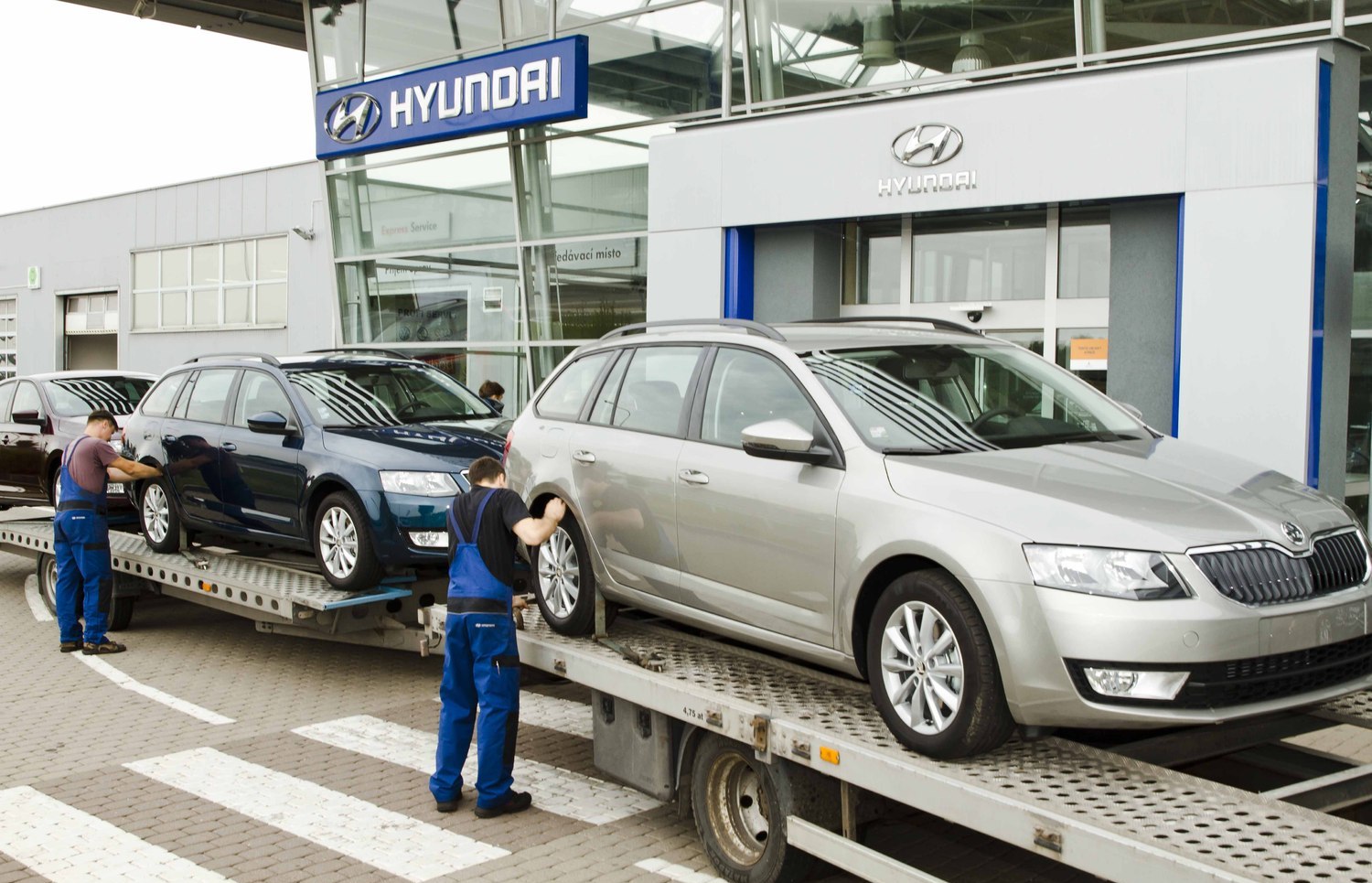 Porovnání vlastní produkce, s vozy největší domácí automobilky, se Hyundai rozhodně nebojí.