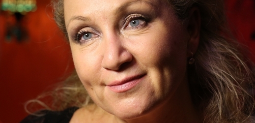 Bára Basiková vydala po dvanácti letech CD.