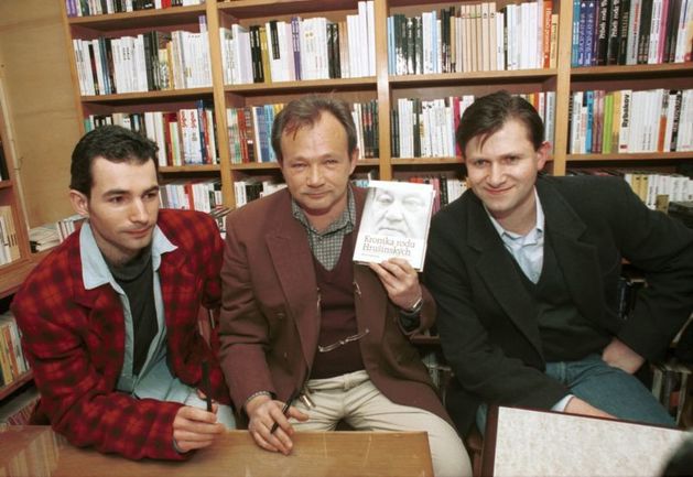 V roce 1994 bylo v rodině Hrušínských o něco méně dusno.