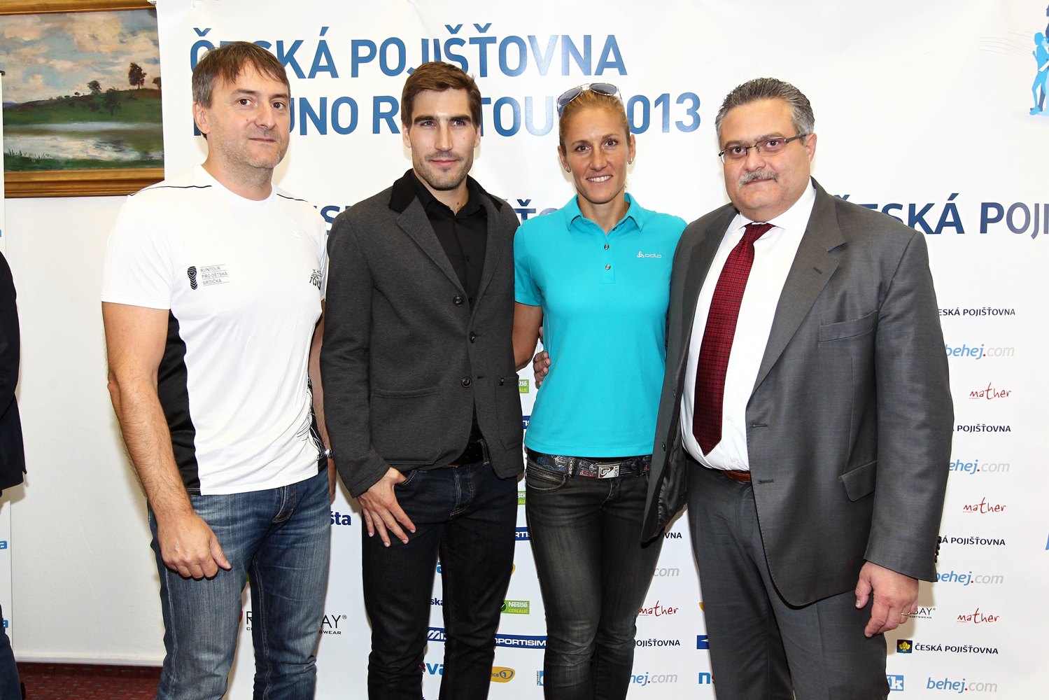 Ředitel závodu Milan Beneš, tvář RunTour David Svoboda, skifařka Mirka Knapková a předseda představenstva CP Luciano Cirina.