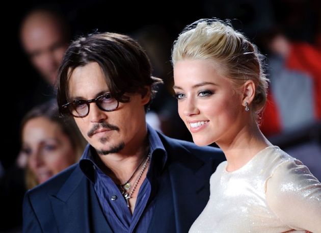 Teď Depp žije s Amber Heardovou.
