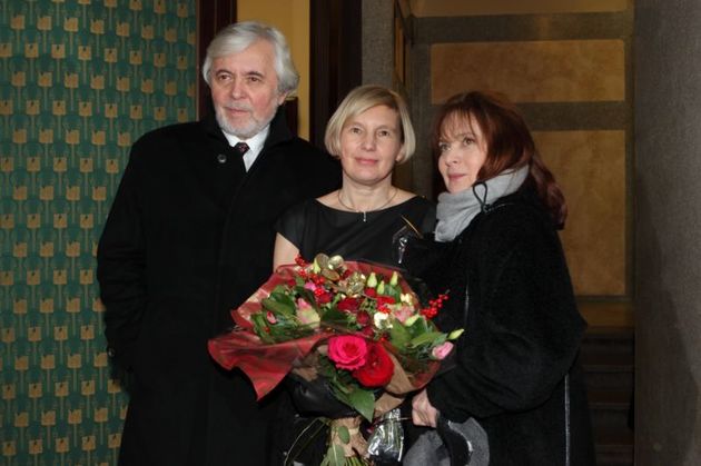 Manželé Josef Abrhám a Libuše Šafránková společně s režisérkou Lenkou Kny.