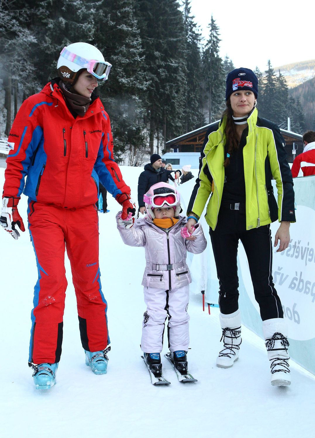 Petra Faltýnová ve Špindlu lyžovala se svou dcerou.