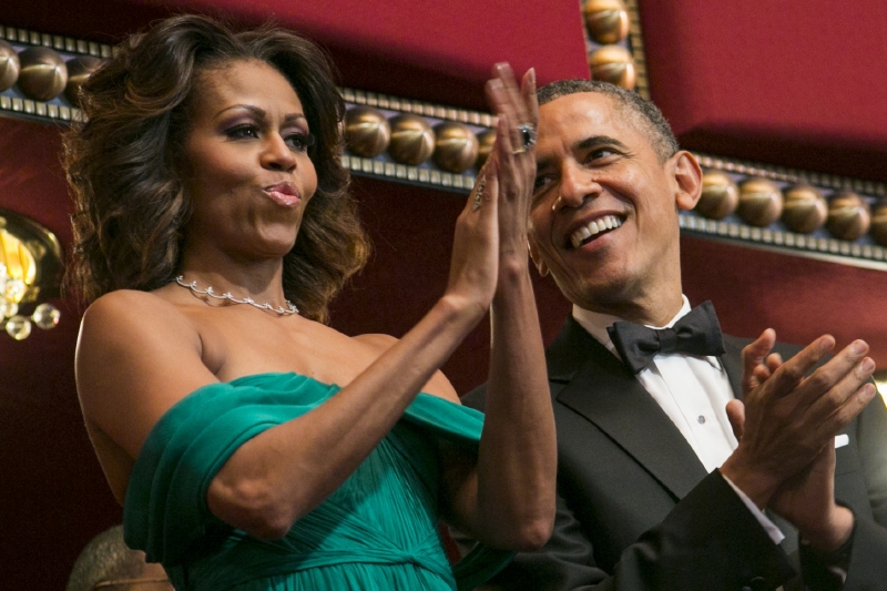Barack prý Michelle podváděl.
