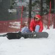 Jakub Prachař na snowboardu.