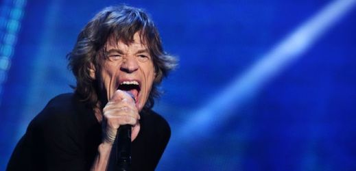 Rolling Stones zrušili koncert v Perthu v reakci na smrt partnerky Micka Jaggera L'Wren Scottové.
