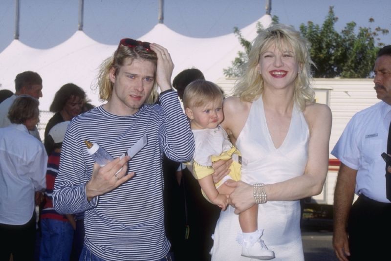 Z doby, kdy byl na vrcholu: Kurt Cobain, jeho manželka Courntey Love a dcera Frances Bean.