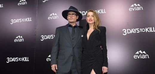 Johnny Depp už není volný, právě se zasnoubil s Amber Heardovou