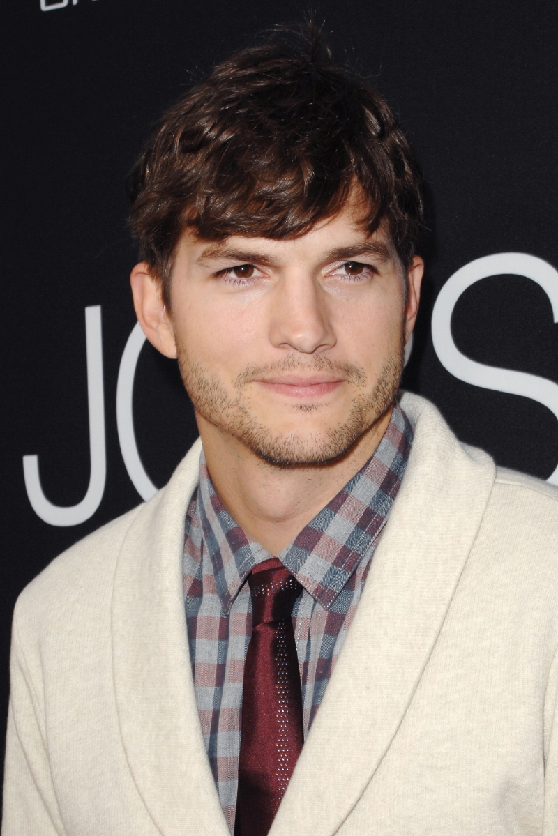 Mezi milenci herečky měl být i Ashton Kutcher.