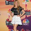 To je proměna! Takhle sexy byla Shakira na nedávném předávání hudebních cen iHeart Radio Music Awards v Los Angeles.