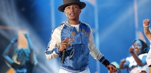 Pharrell Williams vystoupí v Praze.