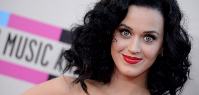 Katy Perry se chystá do Prahy.