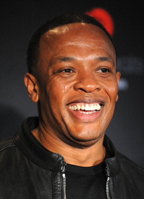 Mezi nejvlivnější celebrity patří i producent a rapper Dr. Dre.