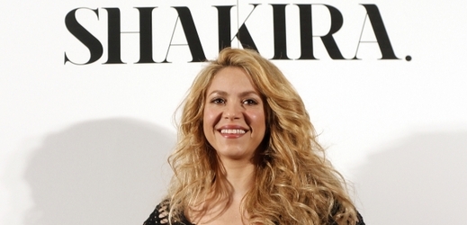 Shakira zazpívá před finále fotbalového šampionátu.