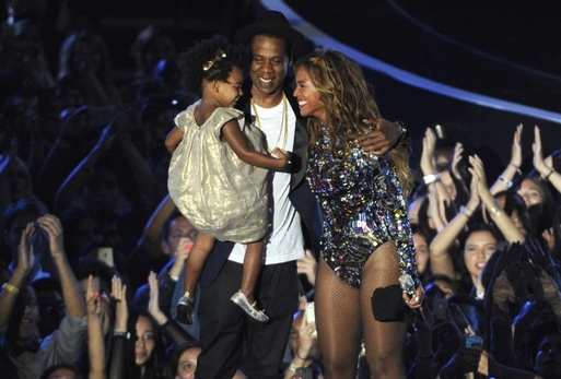 Beyoncé ukazuje, jak vypadá rodinné štěstí.