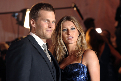 I Tom Brady se prý občas musí snažit o to, aby mu jeho žena věnovala pozornost.