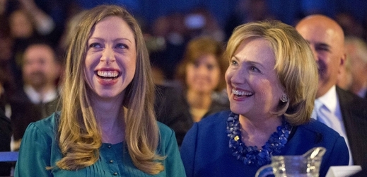 Hillary Clinton se svou těhotnou dcerou Chelsea.
