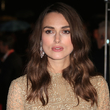 Keira Knightleyová je naštvaná.