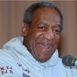 Bill Cosby stále čelí nařčení ze znásilnění několika žen.
