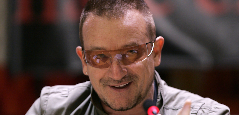 Bono Vox se zranil na kole. 